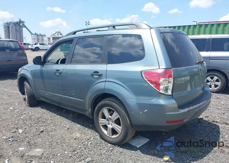 2011 Subaru Forester 2.5X из США, поврежденный, VIN JF2SHABCXBH761087